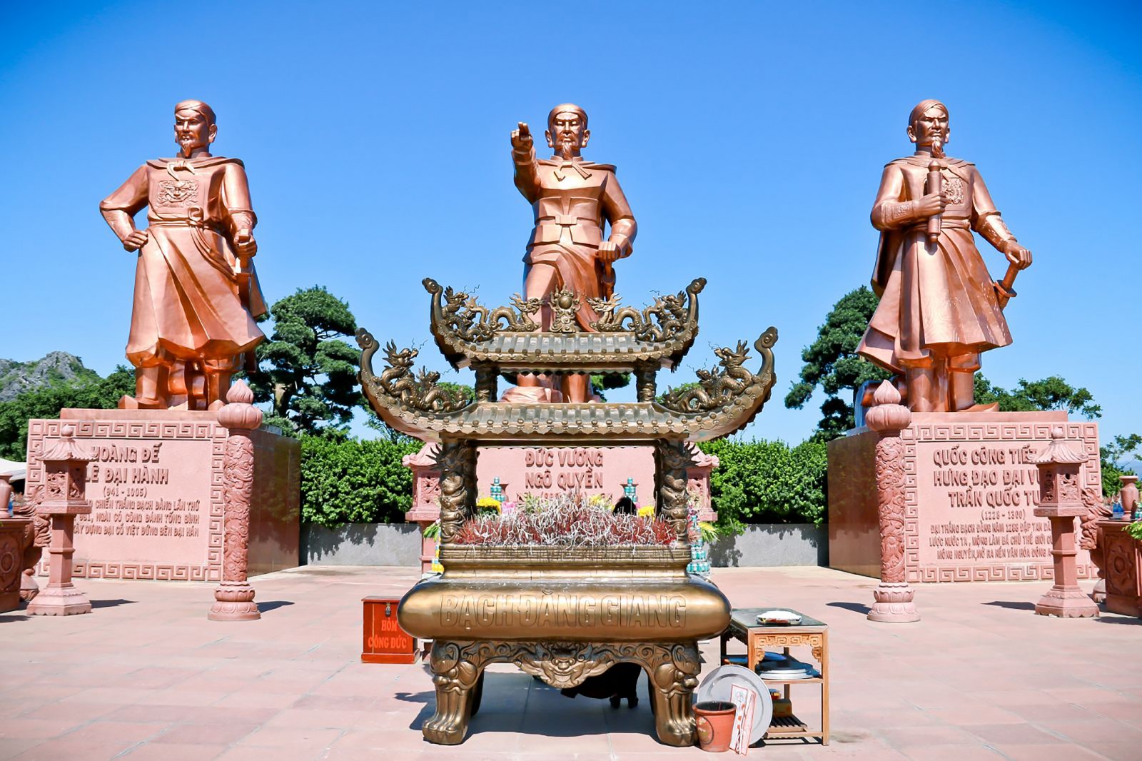 CHÙA CAO LINH -  BẠCH ĐẰNG GIANG -  CHÙA HANG - ĐỀN BÀ ĐẾ