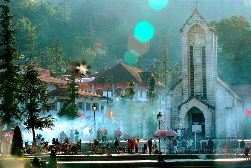 HÀ NỘI - LÀO CAI - HÀ KHẨU