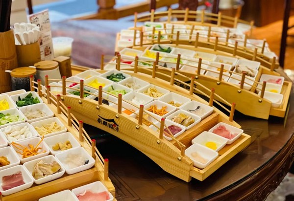 Món ăn "tình nghĩa" - Bún qua cầu